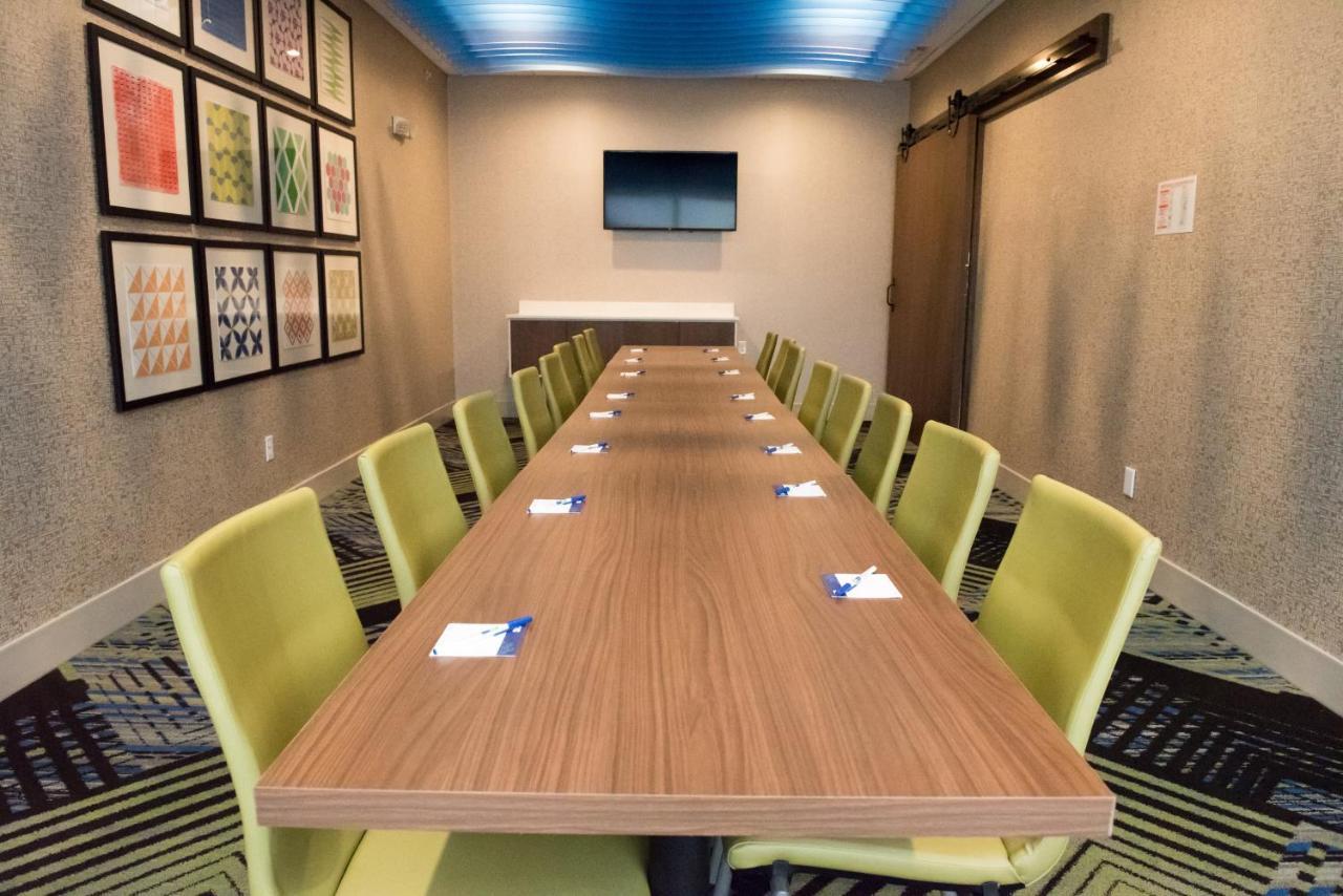 Holiday Inn Express & Suites - Merrillville By Ihg Eksteriør billede